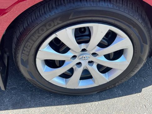 Used 2025 Toyota Corolla LE FWD image 10