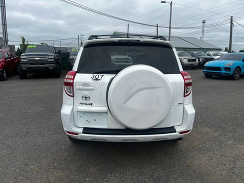 Used 2012 Toyota RAV4 4WD w/ Value Pkg image 4