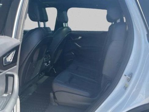Used 2018 Audi Q7 3.0T Prestige w/ Prestige Package AWD/4WD image 11