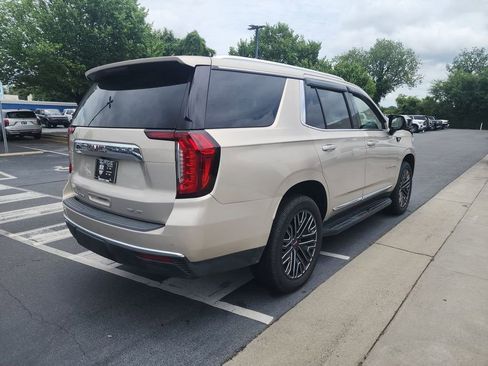 Certified 2021 GMC Yukon SLT w/ SLT Luxury Plus Package RWD image 8