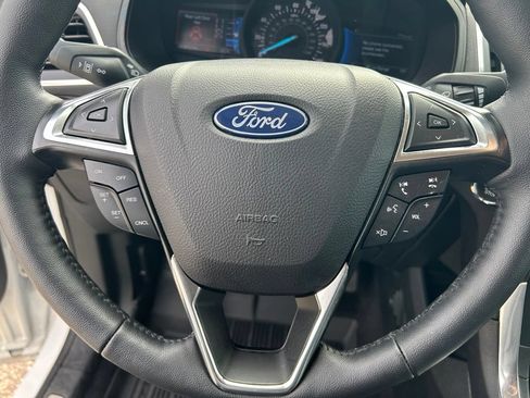 Used 2024 Ford Edge Titanium AWD/4WD image 17