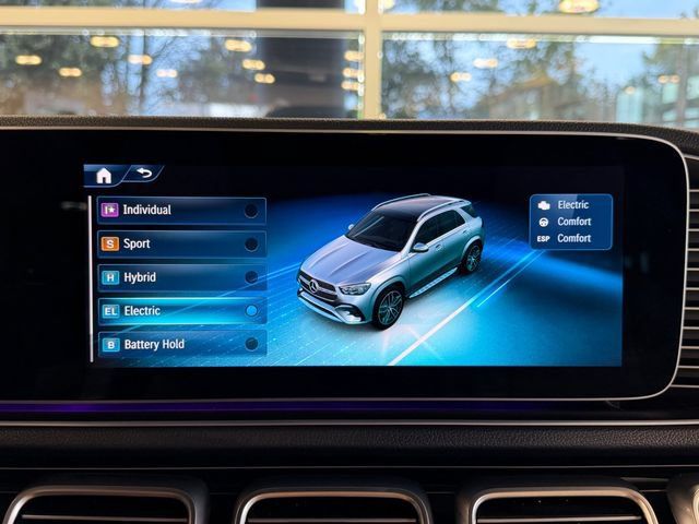 Used 2025 Mercedes-Benz GLE 450e 4MATIC w/ AMG Line Exterior image 42