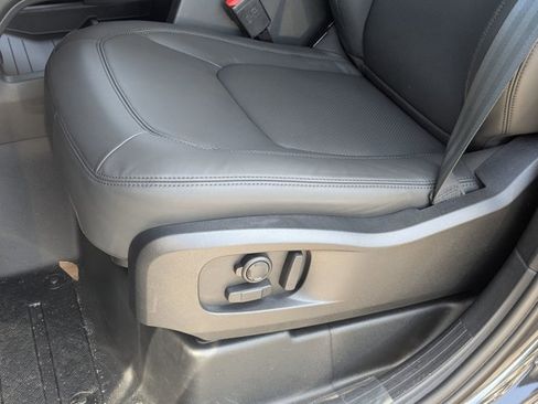 New 2026 Land Rover Defender 110 S image 4