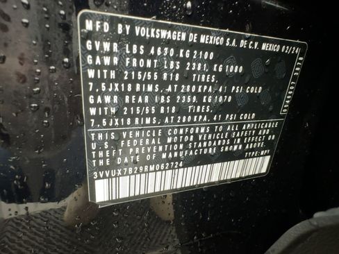 Used 2024 Volkswagen Taos SE image 18