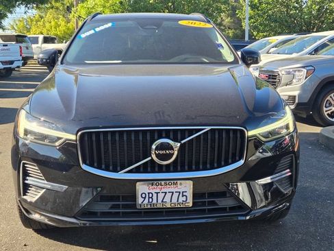 Used 2022 Volvo XC60 B5 Momentum AWD/4WD image 2