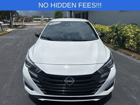 Used 2023 Nissan Versa S FWD image 4