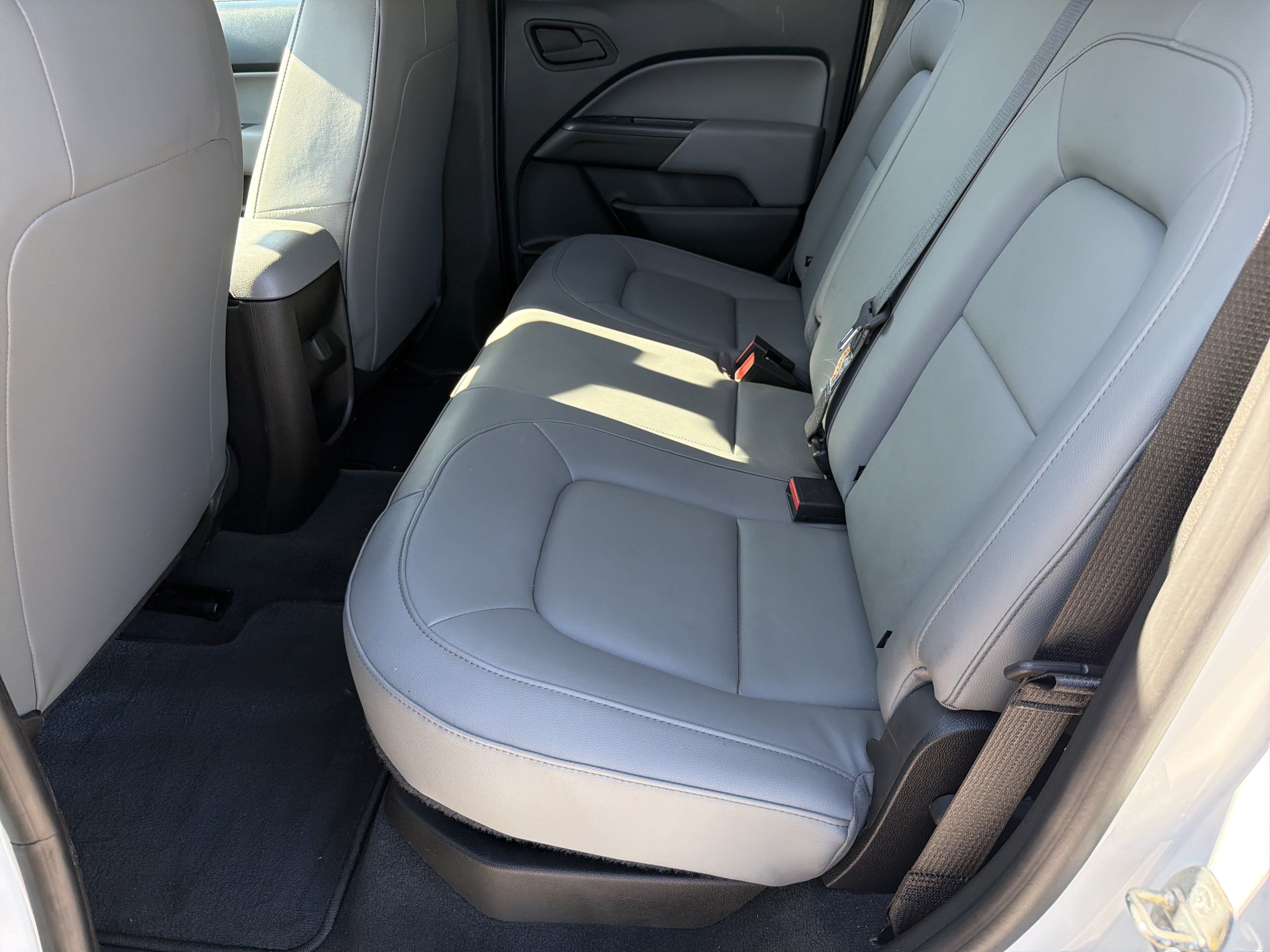 Certified 2022 Chevrolet Colorado W/T w/ WT Convenience Package RWD image 18