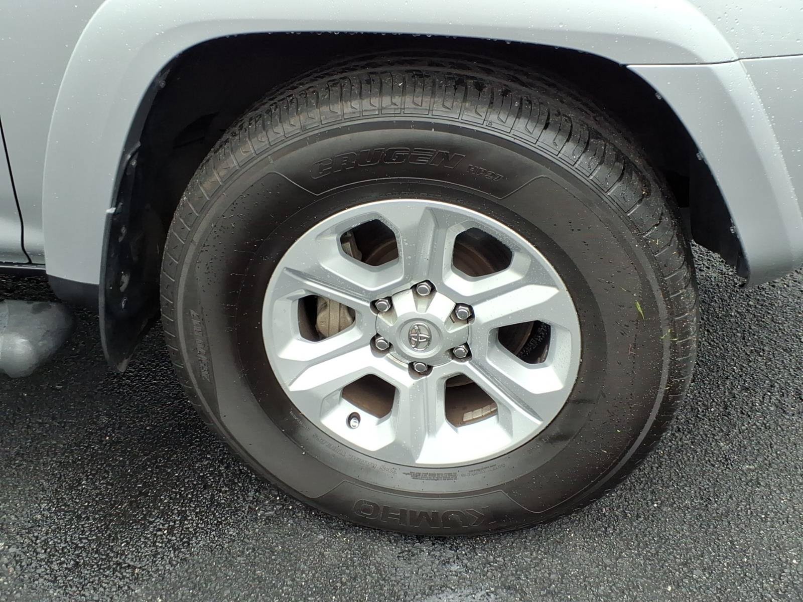 Used 2022 Toyota 4Runner SR5 RWD image 9