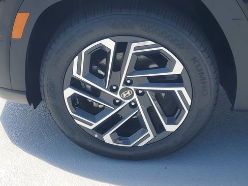 Used 2025 Hyundai Tucson Limited FWD image 4