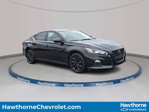 Used 2021 Nissan Altima 2.5 S FWD image 1