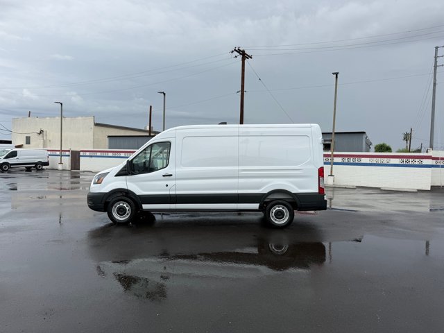 New 2027 Ford Transit 250 148 Medium Roof w/ Load Area Protection Package RWD image 6