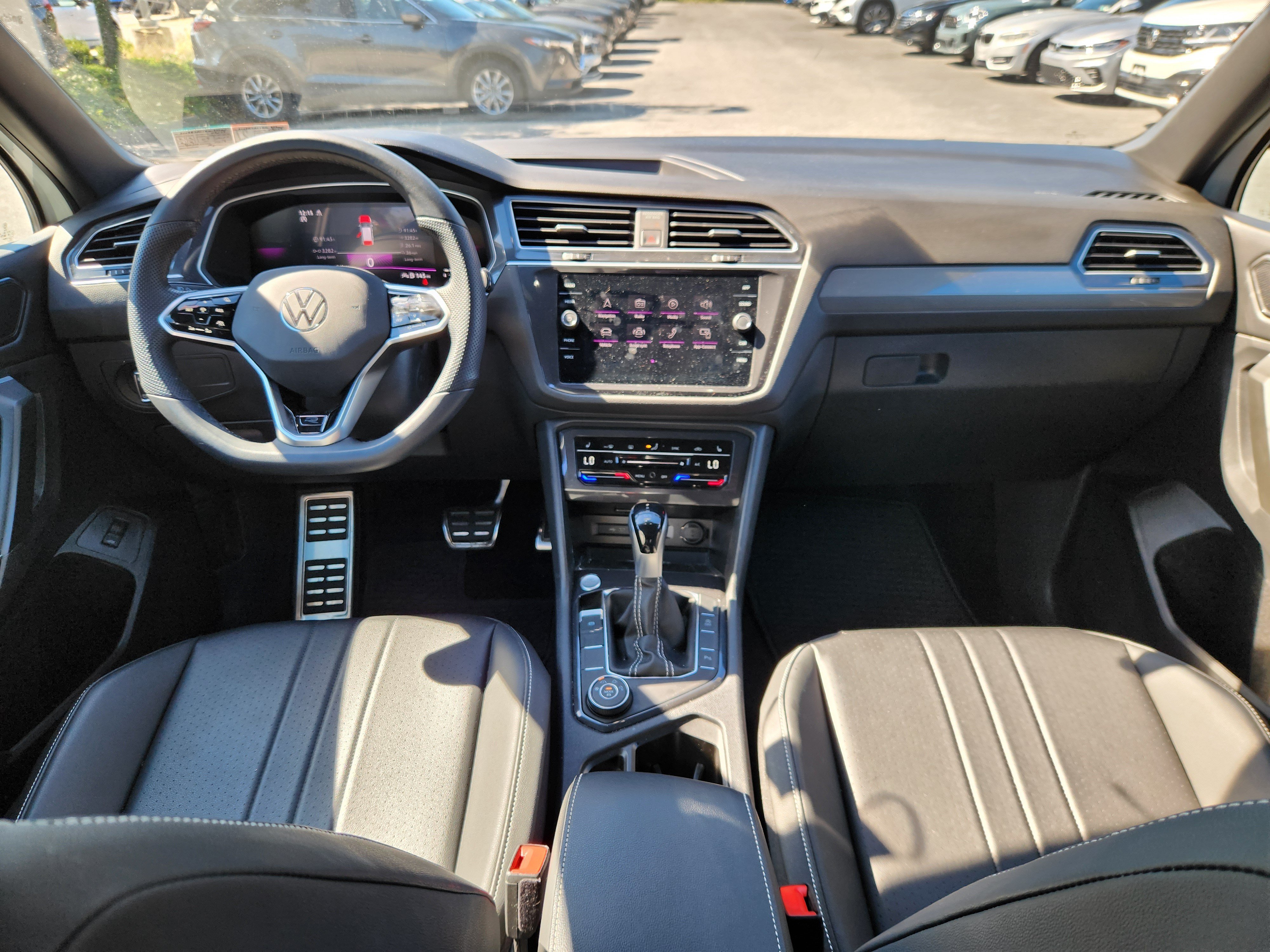 Certified 2024 Volkswagen Tiguan SE R-Line AWD/4WD image 8