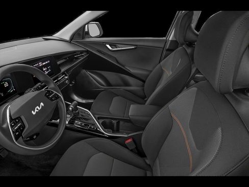 New 2025 Kia Niro LX image 33