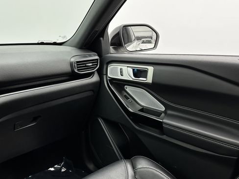 Used 2023 Ford Explorer ST w/ Equipment Group 401A image 34