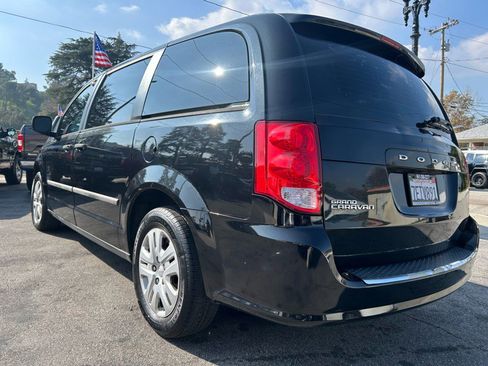 Used 2014 Dodge Grand Caravan American Value Package w/ UConnect Hands-Free Group image 7