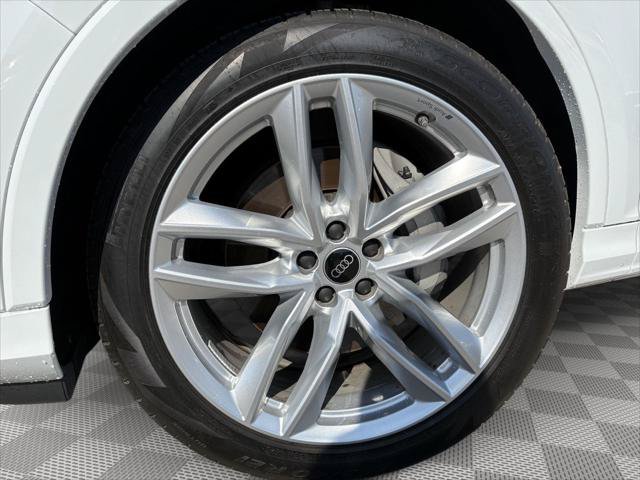 Certified 2025 Audi Q7 3.0T Prestige w/ Prestige Package AWD/4WD image 9