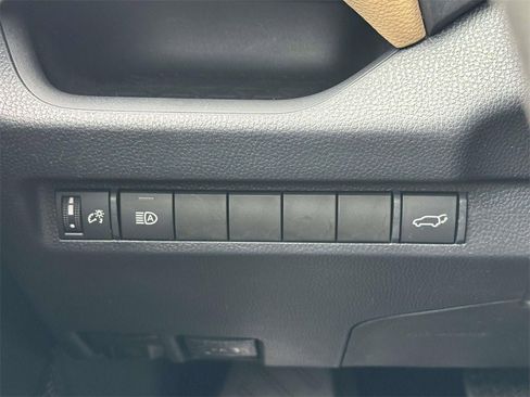 Used 2023 Toyota RAV4 XLE w/ Convenience Package image 25