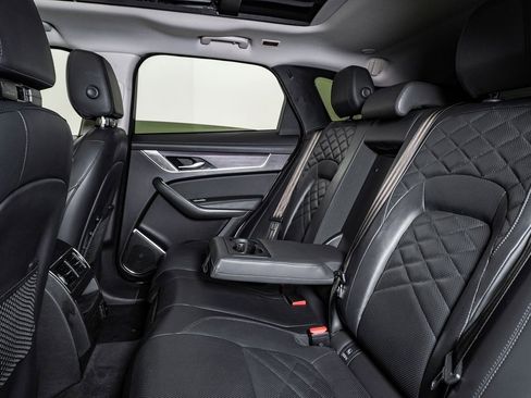 Used 2022 Jaguar F-PACE S image 17