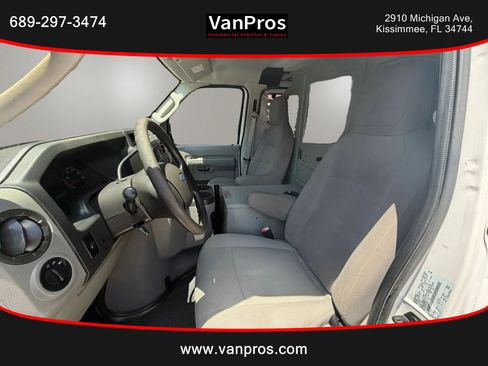 Used 2010 Ford E-250 and Econoline 250 RWD image 9