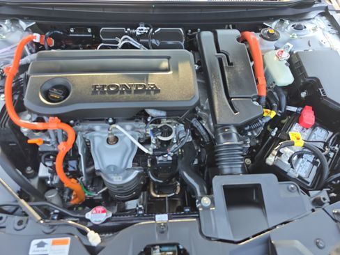 Used 2024 Honda Accord Sport image 27