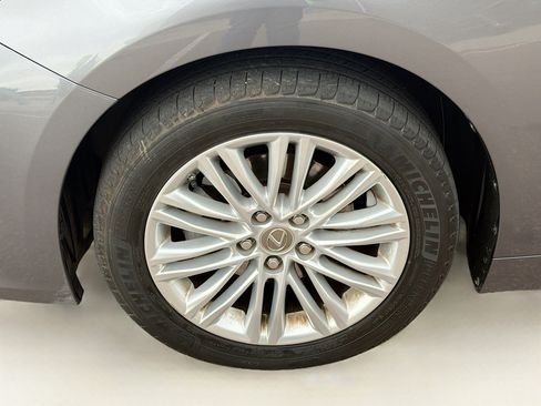 Used 2013 Lexus ES 350 w/ Luxury Pkg image 11