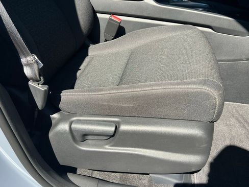 Used 2025 Honda Ridgeline Sport image 15