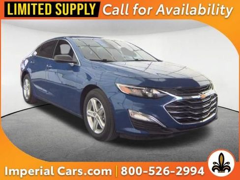 Used 2023 Chevrolet Malibu LS FWD image 1