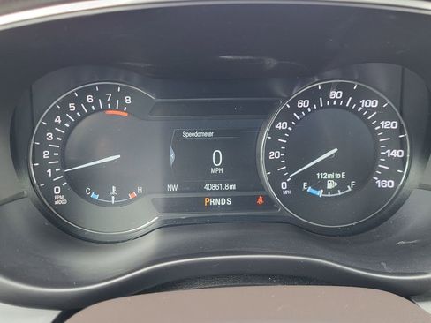 Used 2019 Lincoln MKC Select w/ Select Plus Package AWD/4WD image 7