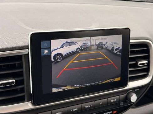 New 2026 Hyundai Venue SEL FWD image 29