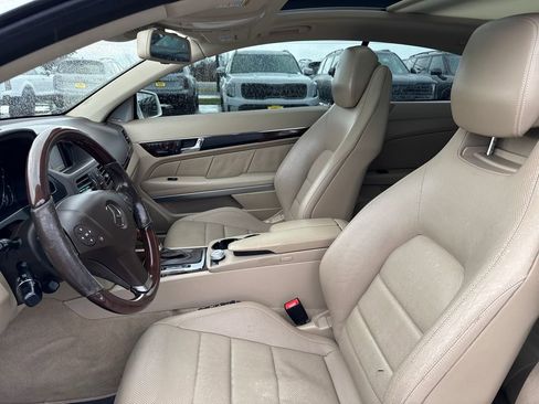 Used 2011 Mercedes-Benz E 550 E 550 image 24