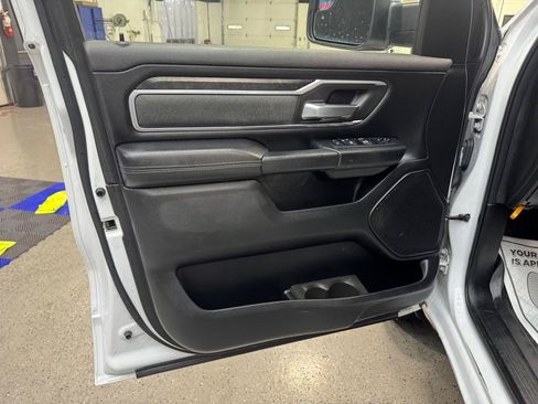 Used 2019 RAM 1500 Big Horn AWD/4WD image 12