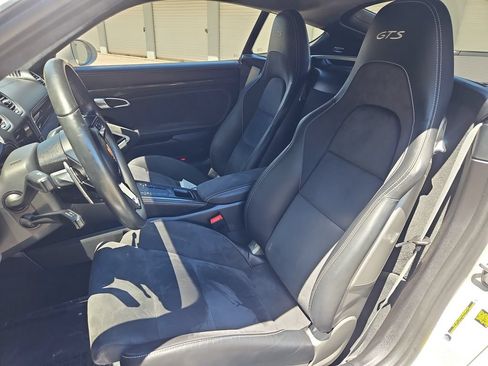 Certified 2018 Porsche 718 Cayman GTS w/ GTS Interior Package RWD image 5