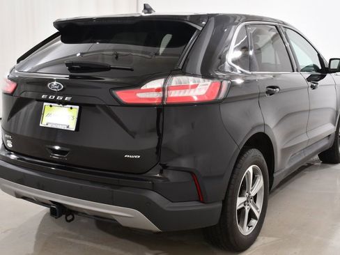 Used 2024 Ford Edge SEL w/ Convenience Package image 12