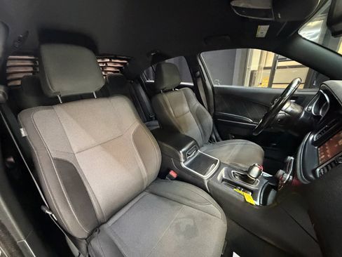 Used 2015 Dodge Charger SXT RWD image 28