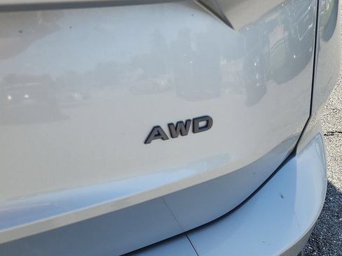 Used 2025 Nissan Rogue SV AWD/4WD image 30