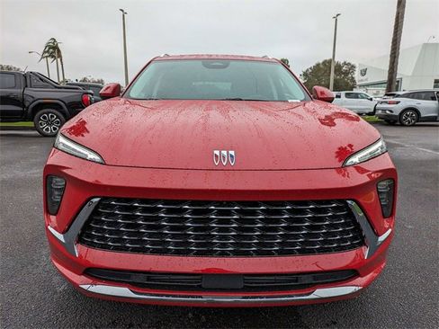 New 2025 Buick Envision Avenir image 9