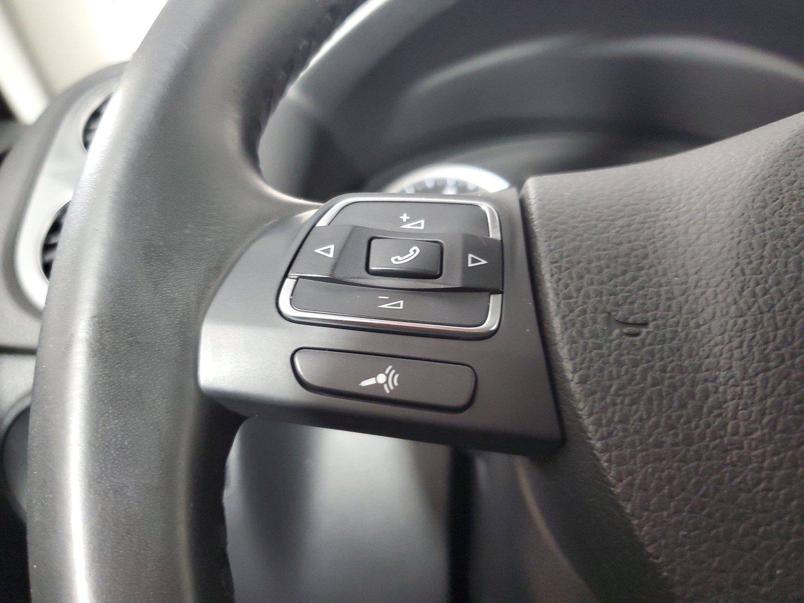Used 2015 Volkswagen Tiguan S FWD image 24
