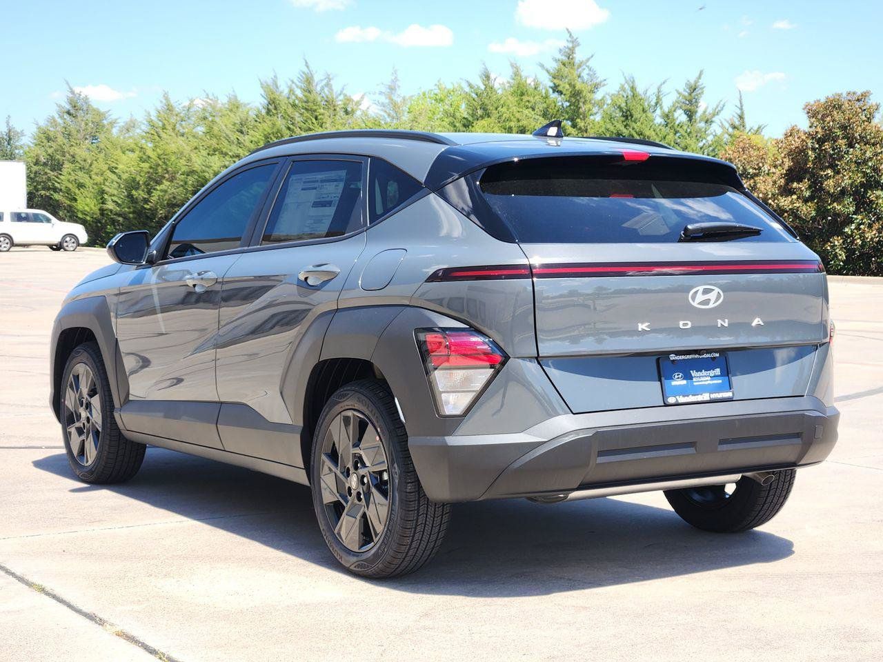 New 2027 Hyundai Kona SEL Sport FWD image 3