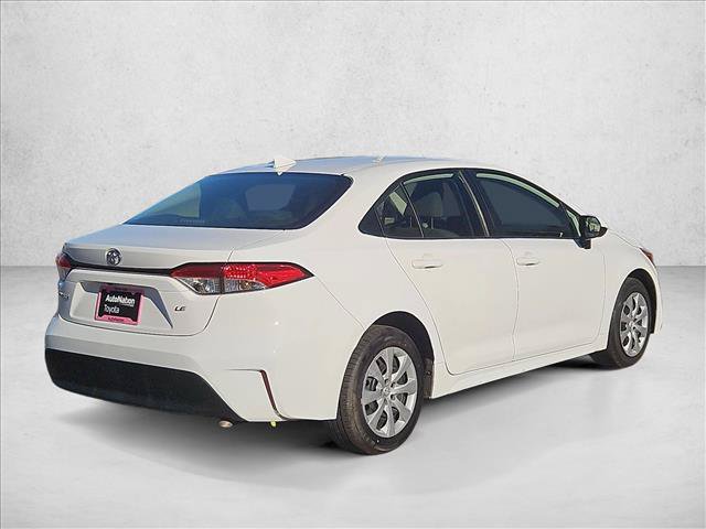 Used 2024 Toyota Corolla LE FWD image 5