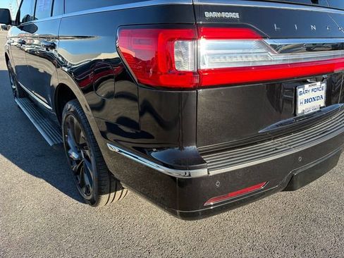 Used 2020 Lincoln Navigator Reserve w/ Equipment Group 208A Reserve image 20