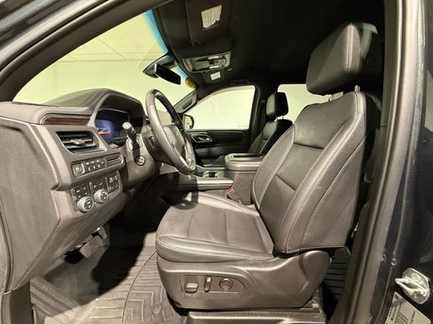 Used 2022 Chevrolet Tahoe Z71 w/ Z71 Off-Road Package image 13