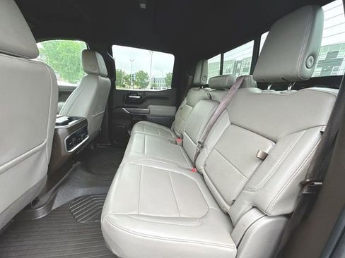Used 2022 Chevrolet Silverado 1500 LTZ AWD/4WD image 25