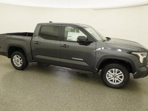 New 2026 Toyota Tundra SR5 w/ SR5 Premium Package image 39