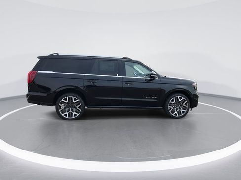 New 2026 Ford Expedition Max Platinum w/ Platinum Ultimate Package AWD/4WD image 9