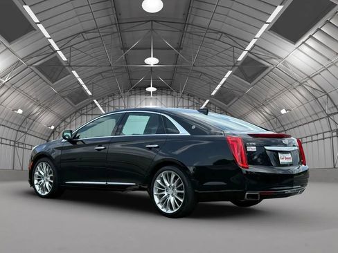 Used 2016 Cadillac XTS Platinum image 5