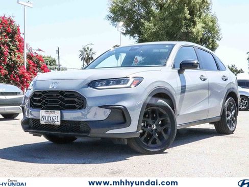 Used 2024 Honda HR-V Sport image 1