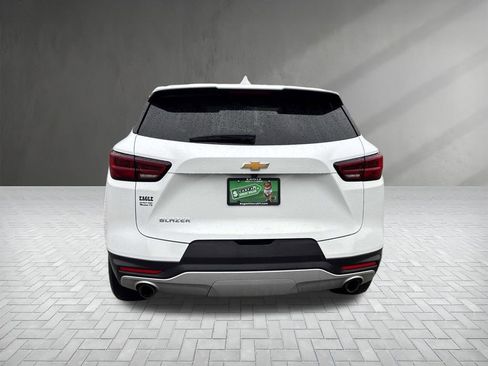 Used 2025 Chevrolet Blazer LT image 4