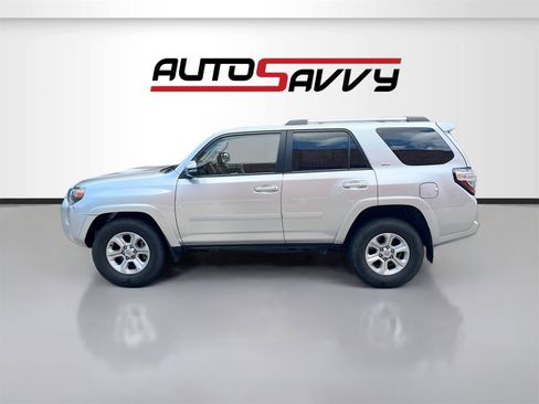 Used 2023 Toyota 4Runner SR5 Premium image 4