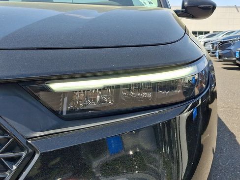 Used 2023 Honda Accord LX image 9