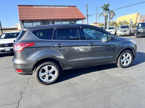 Used 2015 Ford Escape SE FWD image 7